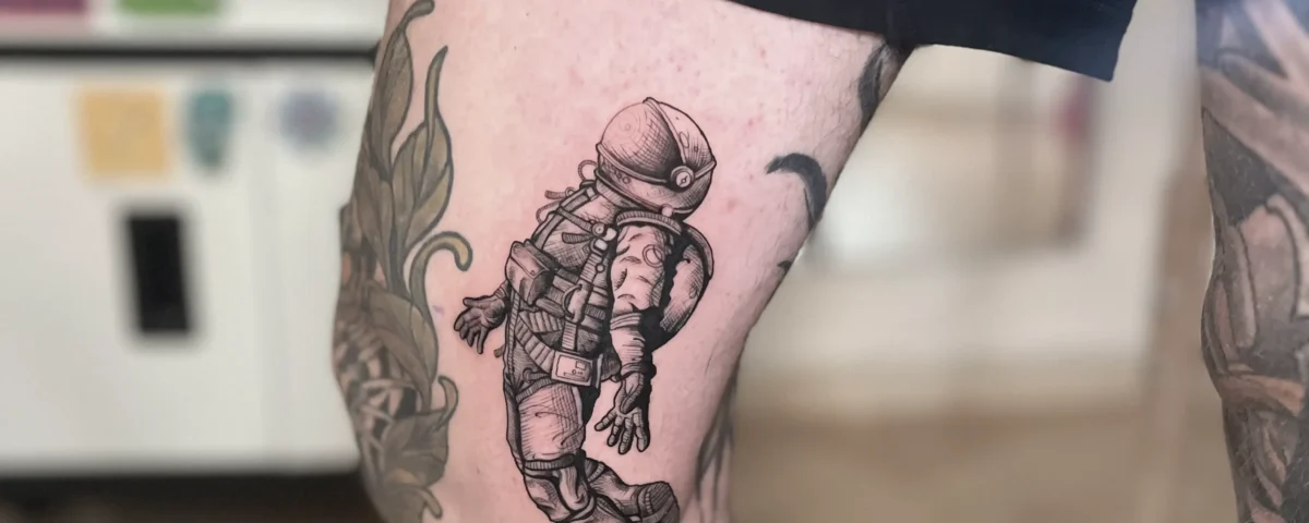 Tatuaje pequeño de Astronauta